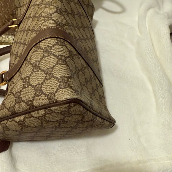 Gucci Brown Satchel with Iconic GG Monogram - Picture 8 of 15